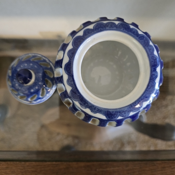 Silvestri handcrafted oriental design tea light/potpourri jar. - Picture 4 of 6